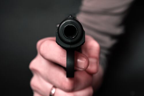 Adolescente de 15 años habría asesinado a la familia de su exnovia tras terminar la relación