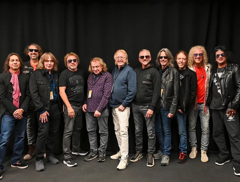 FOREIGNER