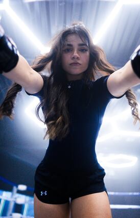 Alana Flores denuncia que las imágenes íntimas que circulan en redes no