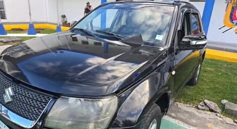 Persecución terminó con cinco detenidos en Quito: una sospechosa cayó de un puente de 10 metros mientras huía