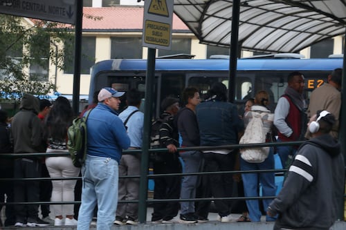 Transportistas evaluarán este 5 de mayo si mantienen la restricción de buses en Quito