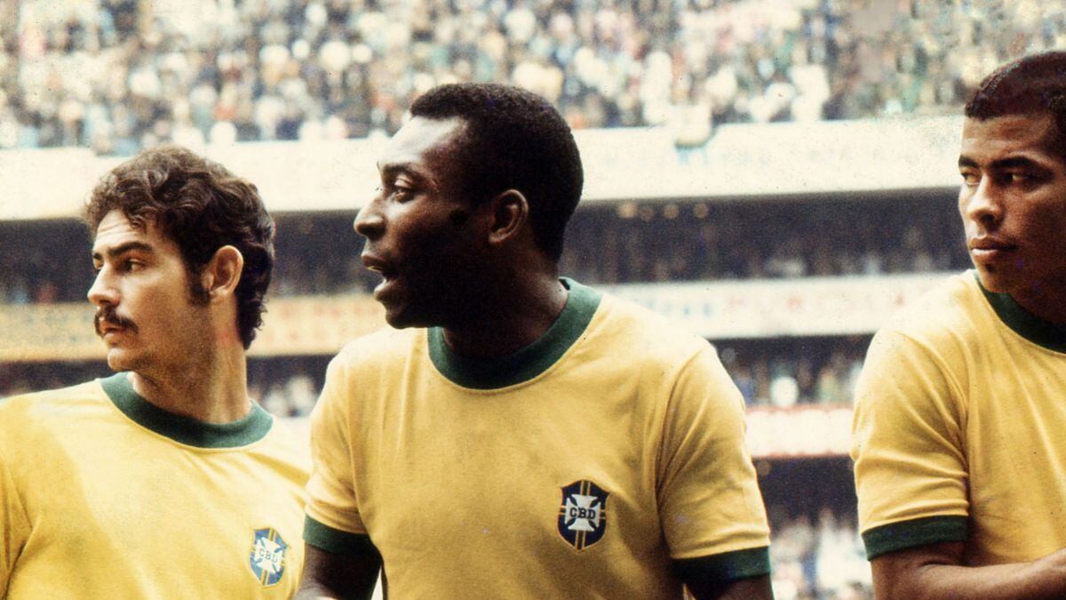 Pelé clubes y mundiales