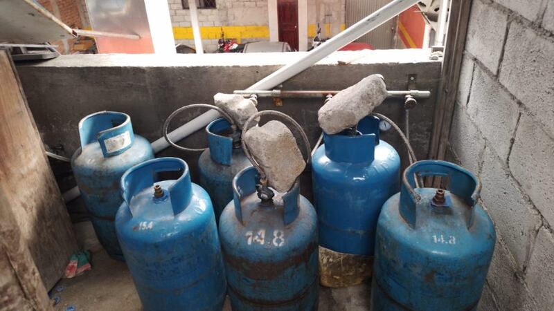 Clausuran dos chifas en el sur de Quito por insalubridad y riesgo de explosión. Imagen: AMC