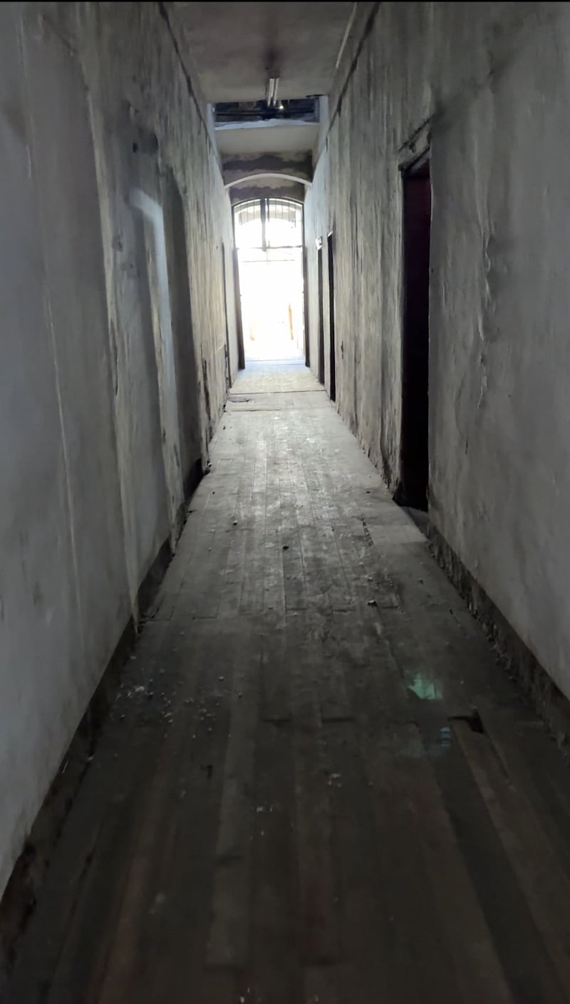 Lugar donde funcionaba la morgue en el Hospital San Lázaro en Quito. Foto: Metro Ecuador