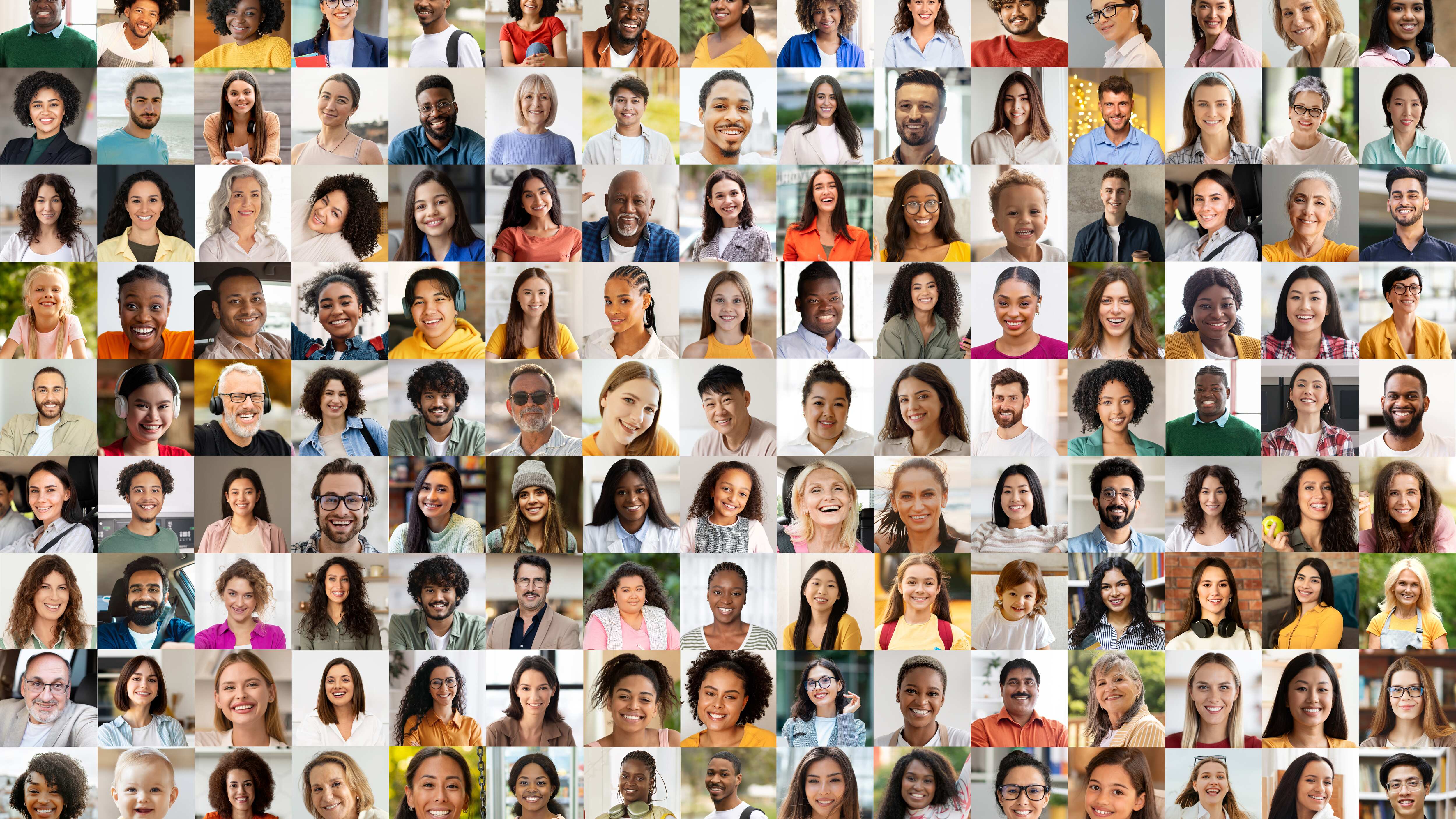 Collage de rostros diversos de personas multiétnicas sonriendo