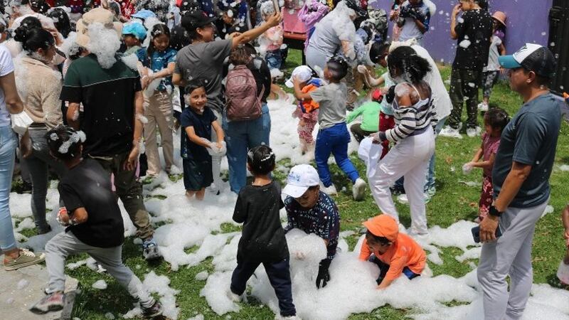 Carnaval en el Centro de Quito