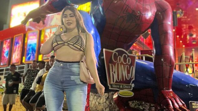 Actriz del cine para adultos.