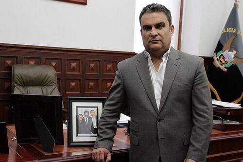 Caso Villavicencio: jueza revoca medidas y ordena prisión preventiva para Xavier Jordán y José Serrano