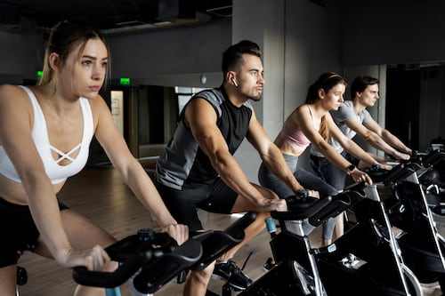 Conoce los beneficios de las clases de spinning