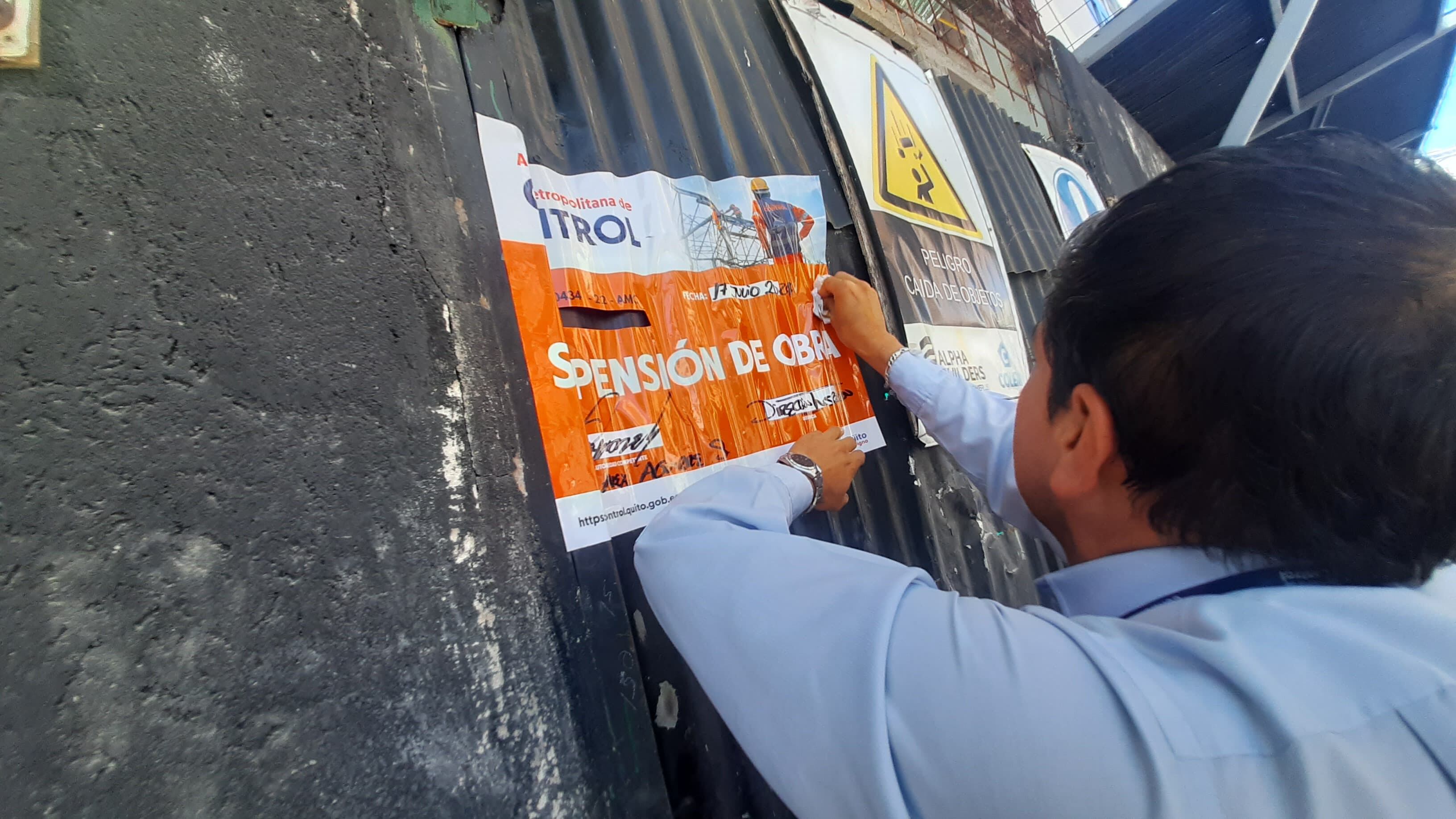 Suspende por tercera vez construcción sin permisos en Quito