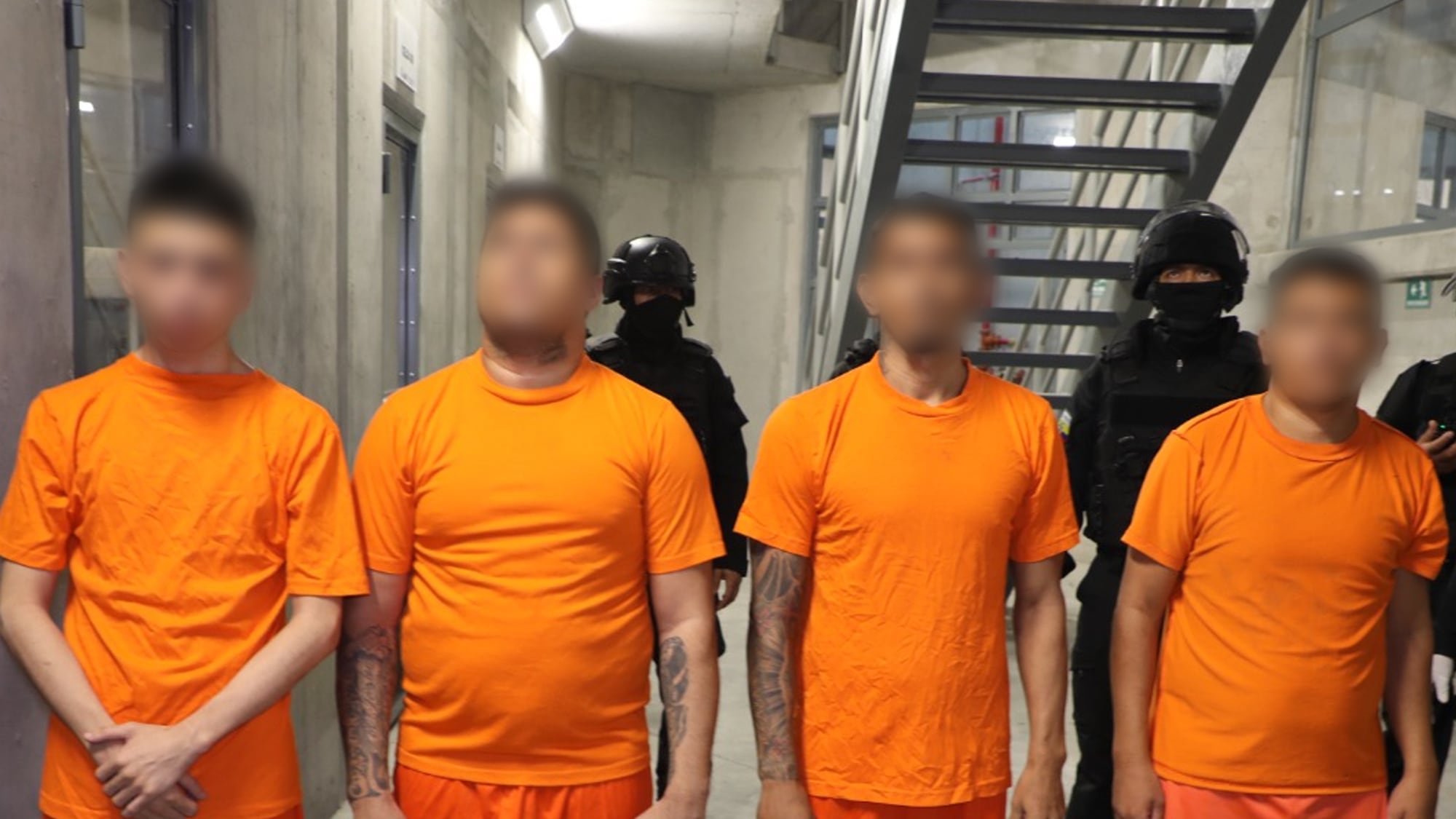 Así llegaron los 33 cabecillas de GDO a la Cárcel del Encuentro