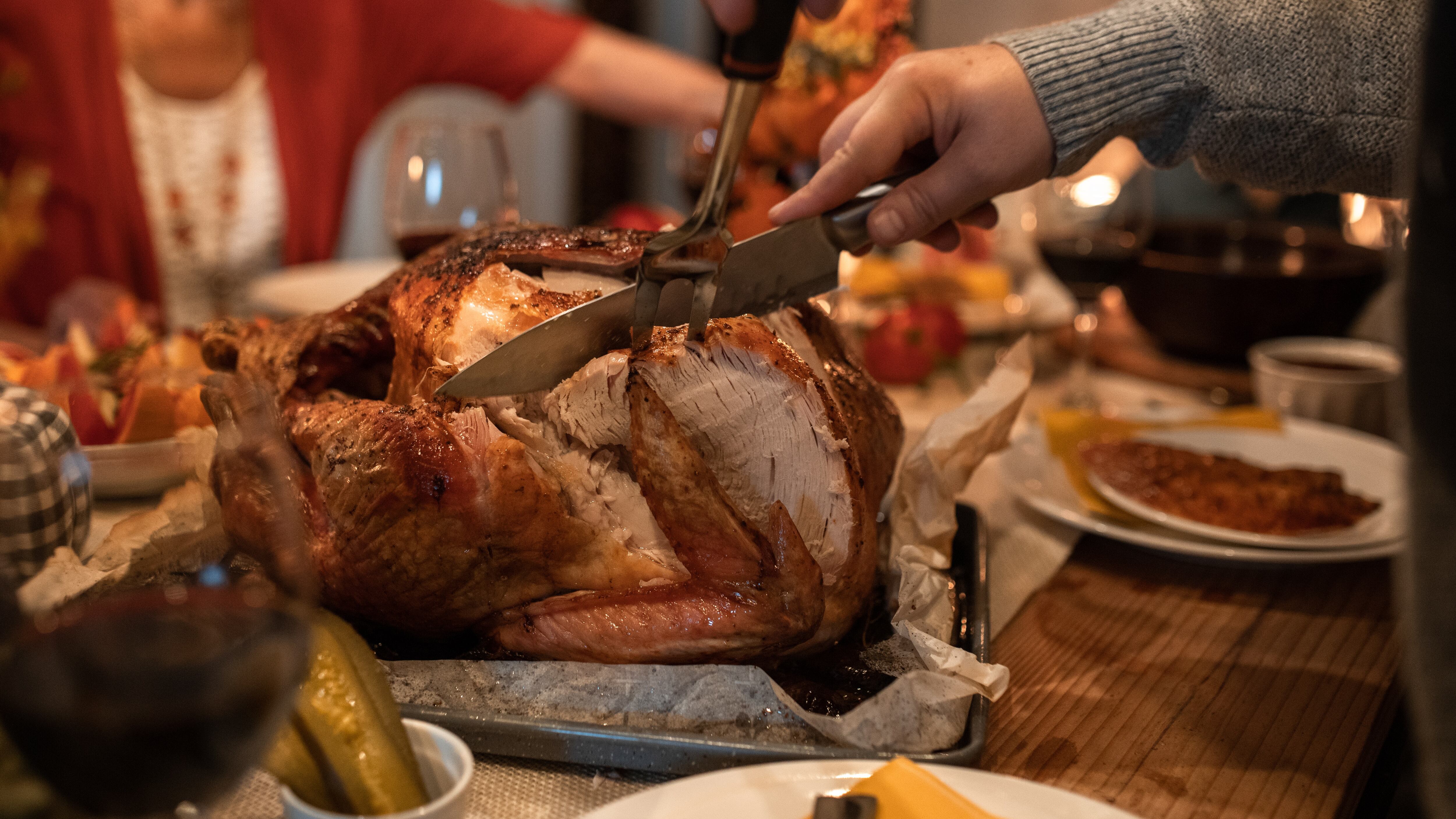 Cómo adobar un pavo para Navidad y Fin de Año