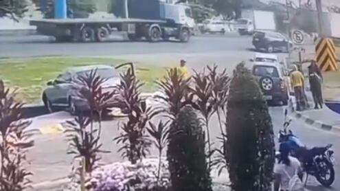 Instantes después del accidente de Miller Bolaños