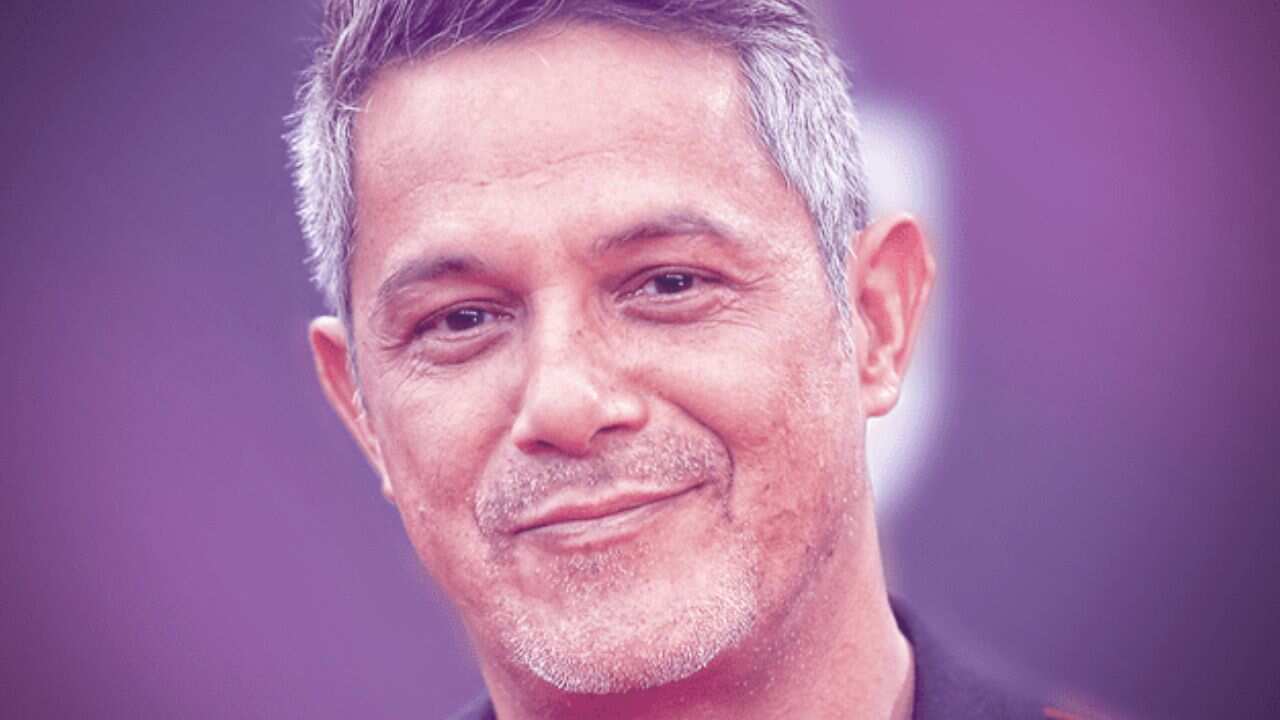 Alejandro Sanz informó que dos personas cercanas a él perdieron la vida en la disco que se derrumbó.