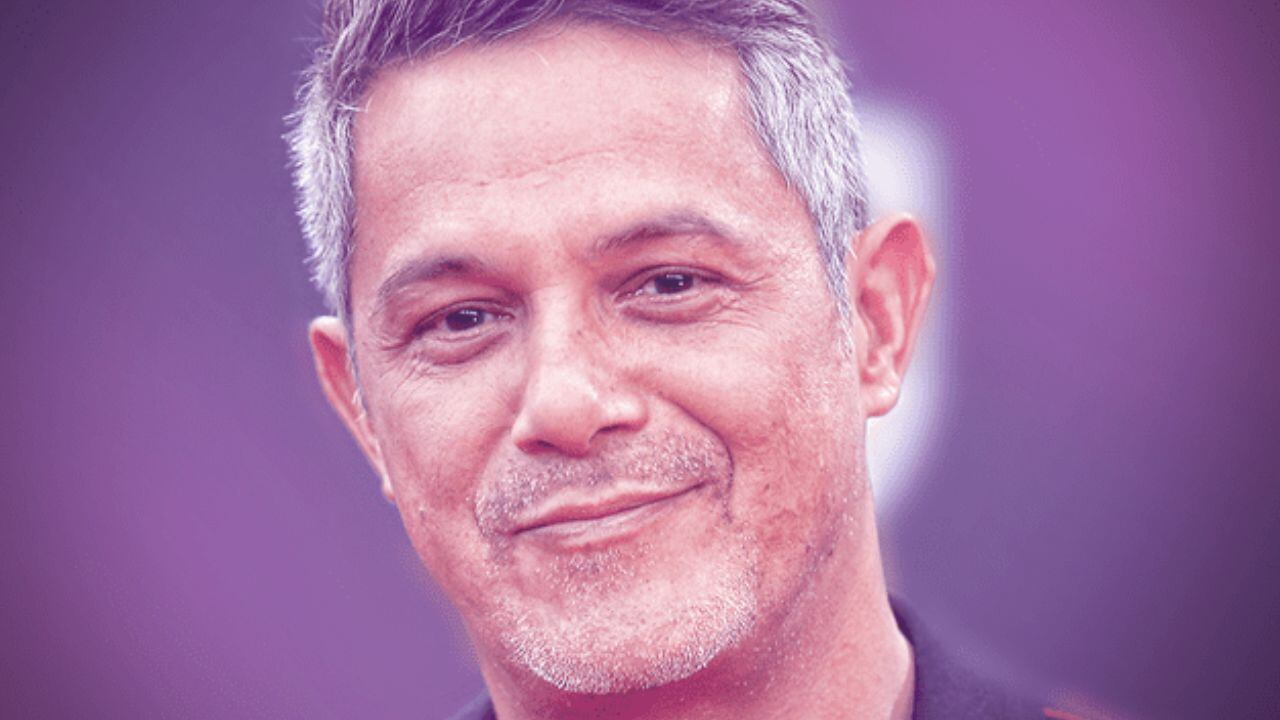 Alejandro Sanz informó que dos personas cercanas a él perdieron la vida en la disco que se derrumbó.