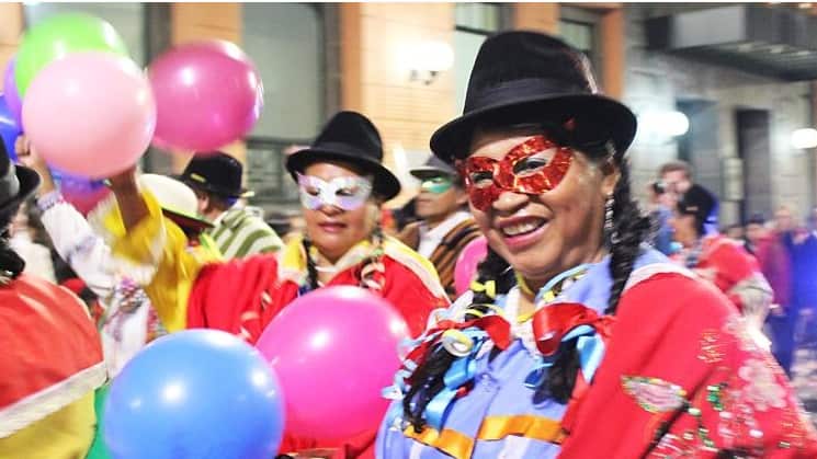 Fiestas de Quito: horarios y dónde serán los desfiles de la Confraternidad Norte y Sur.