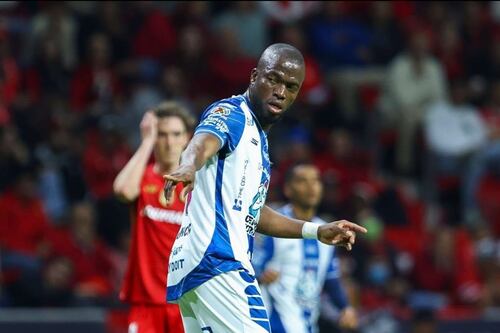 Enner Valencia brilla con doblete en el empate del Pachuca ante Toluca