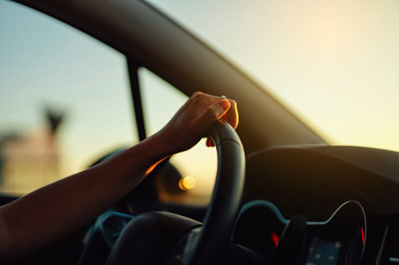 Lista de Verificación para Revisar tu Auto antes de un Viaje