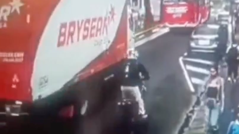 Video: motociclista perdió la vida tras perder el control en el norte de Quito