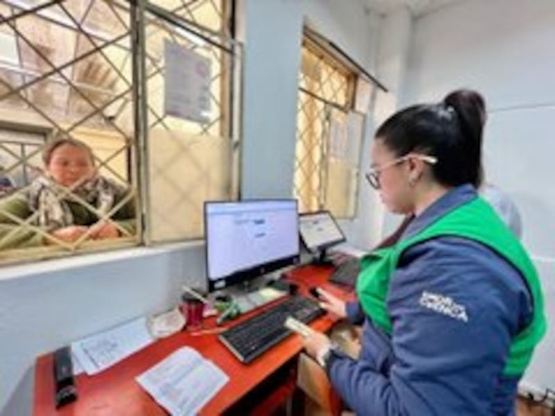 Pago de la tasa de recolección de basura en Cuenca.