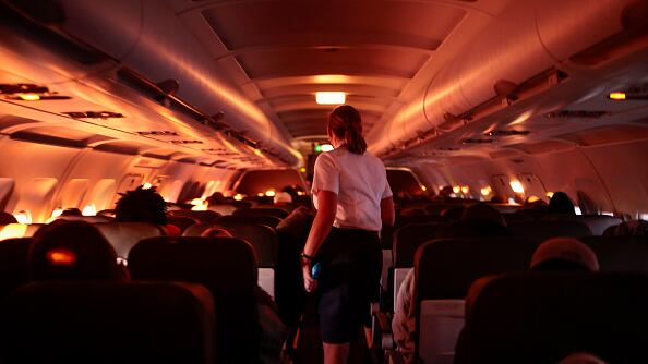Pasajera murió en pleno vuelo de avión.
