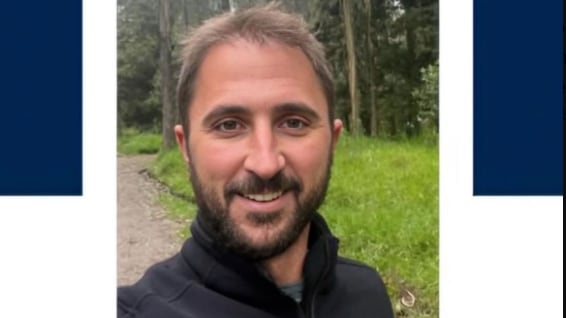 Buscan a Gregory Allen Krupa