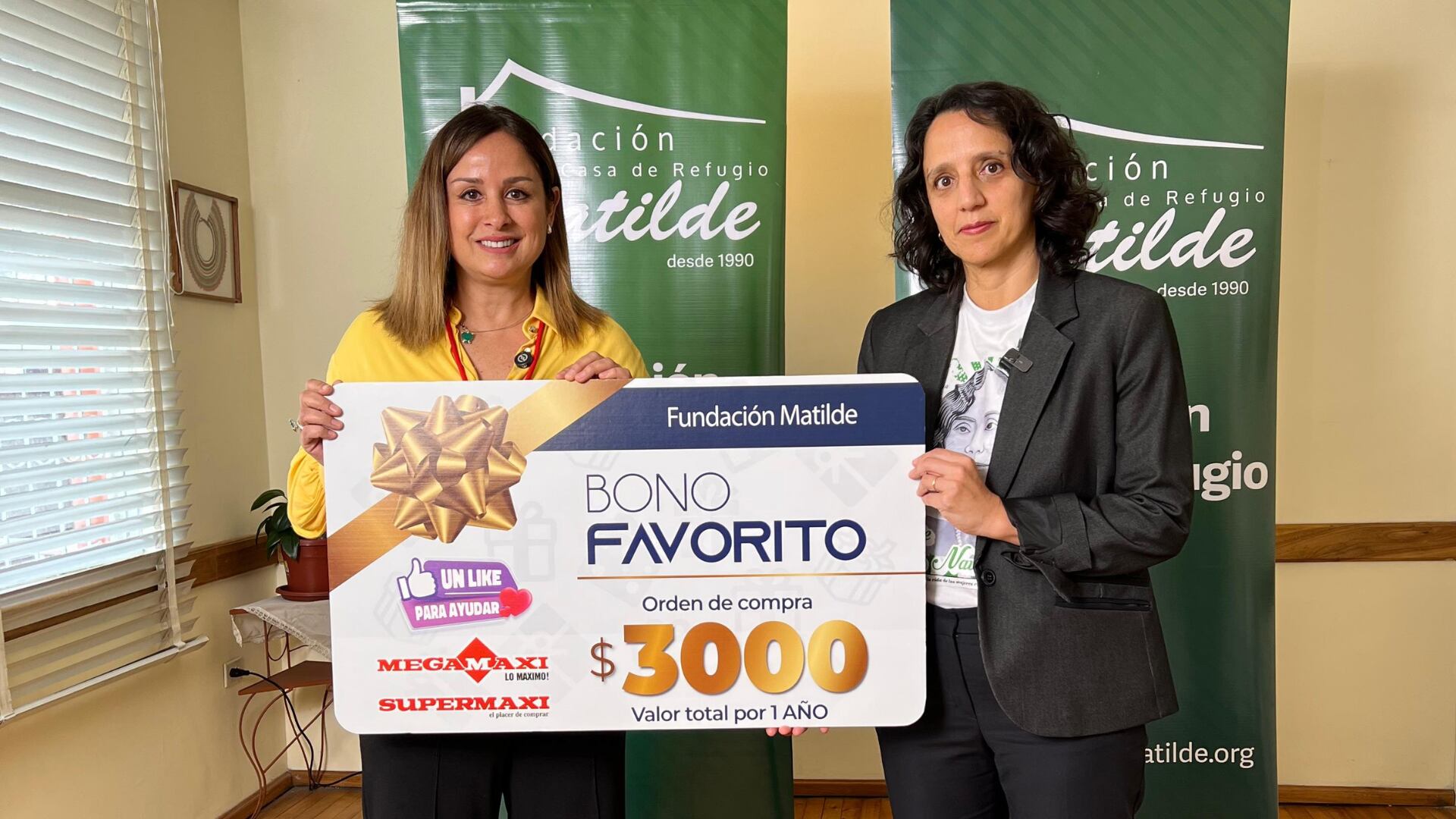 Supermaxi y Megamaxi entregan donativo de “Un like para ayudar” a Fundación Matilde