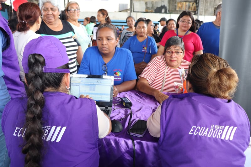 Mies realiza actualizaciones de datos para el Bono de Desarrollo Humano en Ecuador