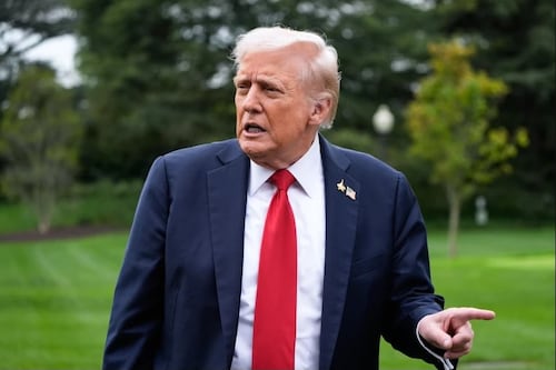 ¿Por qué Donald Trump amenaza con subir aranceles a México si no entrega millones de litros de agua?