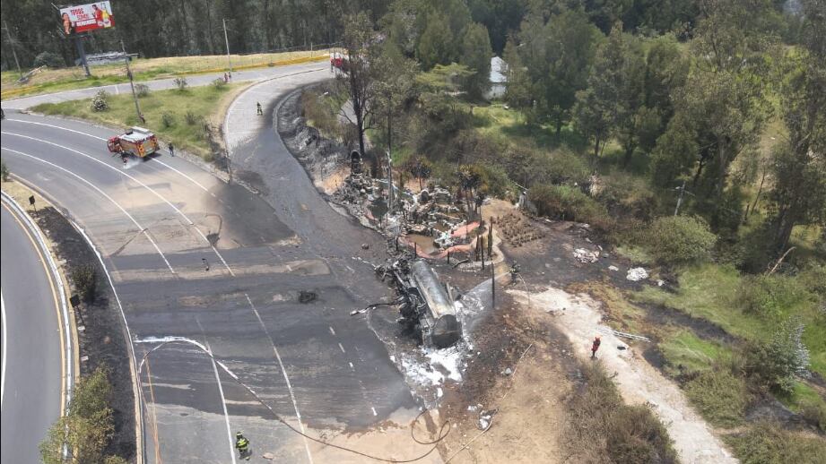 Tanquero que explotó en la Simón
