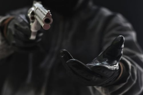 Sacapintas roban 100.000 dólares a ciudadano chino en el norte de Quito