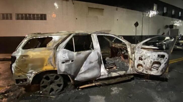 Incendian autos de jugadores del Santos