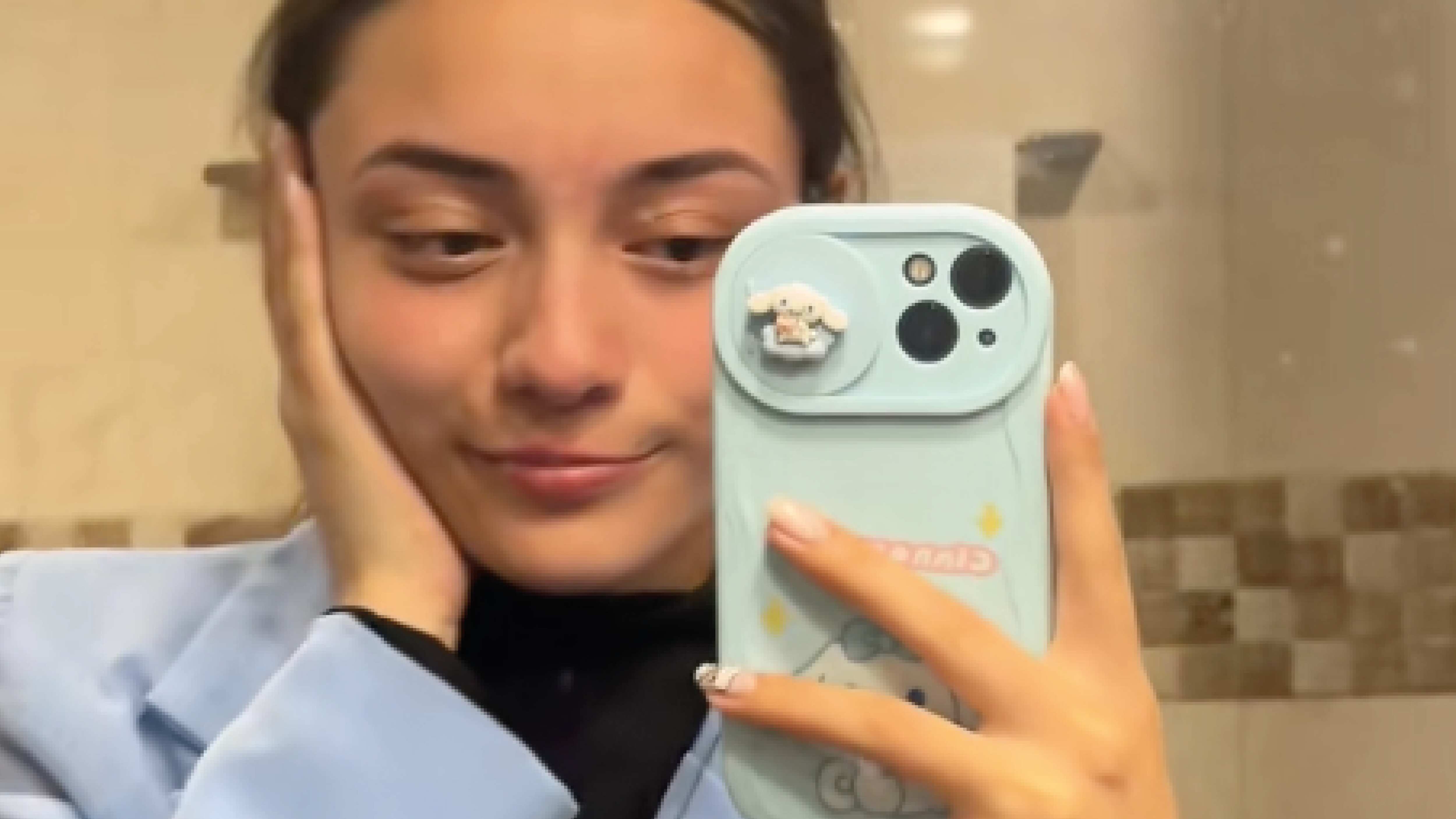 Joven consiguió trabajo y cuatro horas después fue despedida