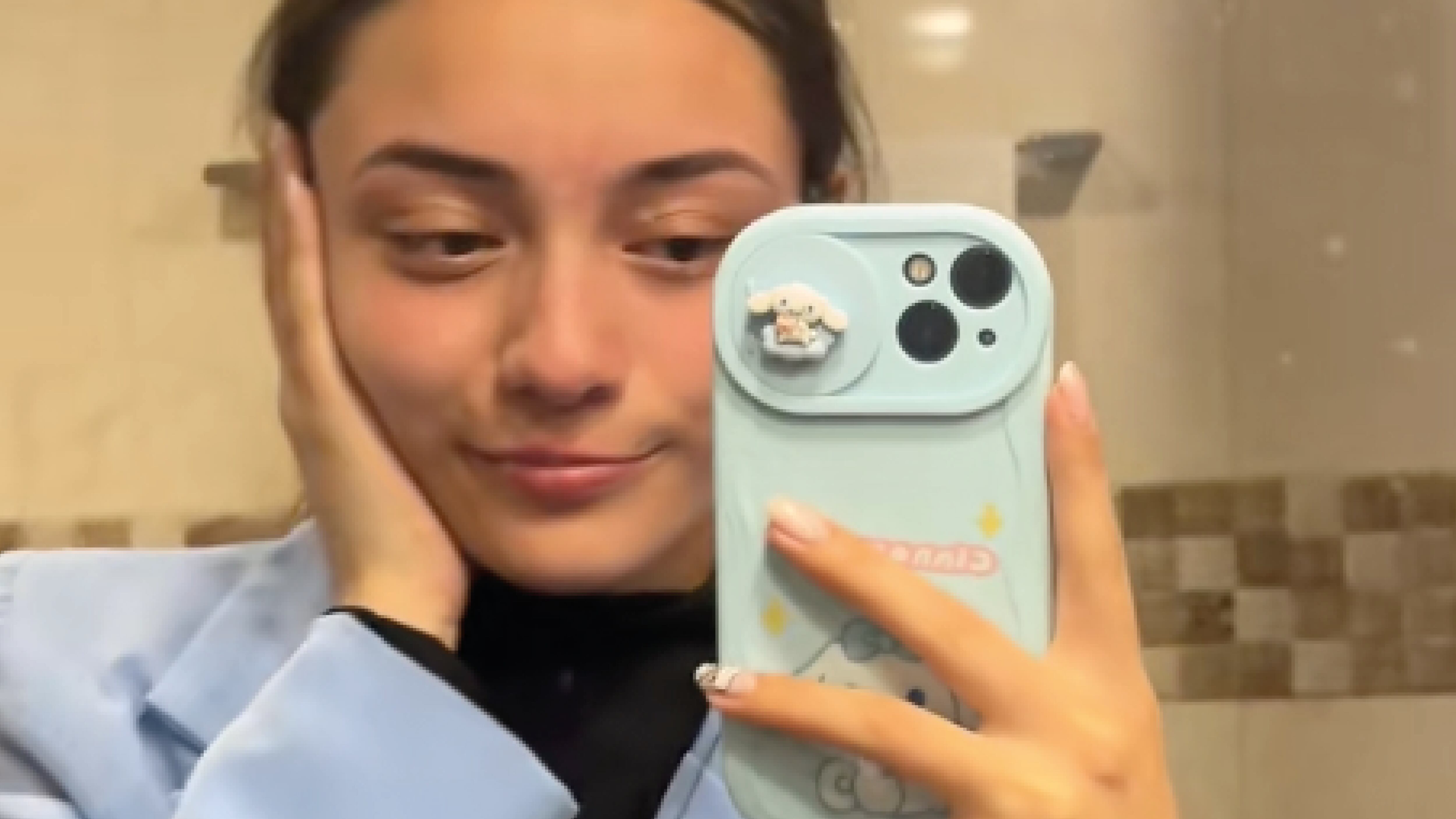 Joven consiguió trabajo y cuatro horas después fue despedida