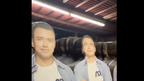 Muñeco de Daniel Noboa