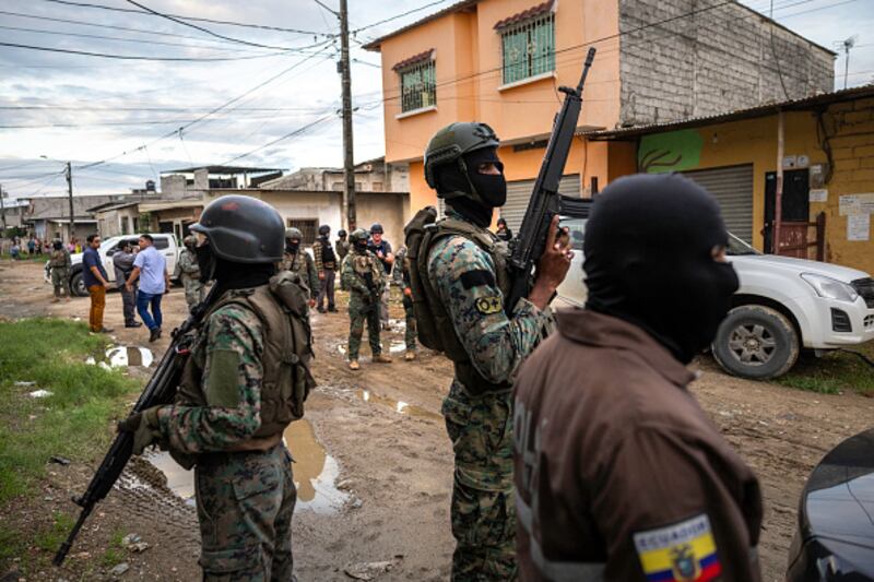 Toque de queda en Quito