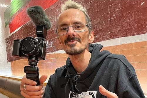 Famoso streamer francés murió durante transmisión en vivo: Fue sometido a violentos e humillantes desafíos