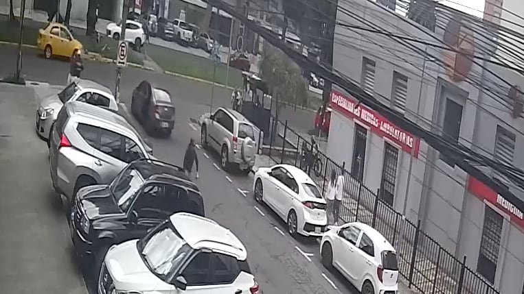Un influencer fue la víctima de intento de secuestro por parte de falsos policías en Quito