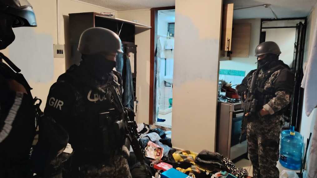 Desarticulan banda sacapintas vinculada a Los Lobos en Quito e Ibarra