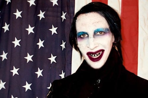 Policía allana casa de Marilyn Manson buscando pruebas a denuncias por abuso sexual y violencia doméstica