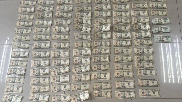 Aprehende a presuntos sacapintas implicados en el robo a ciudadanos chinos en el norte de Quito