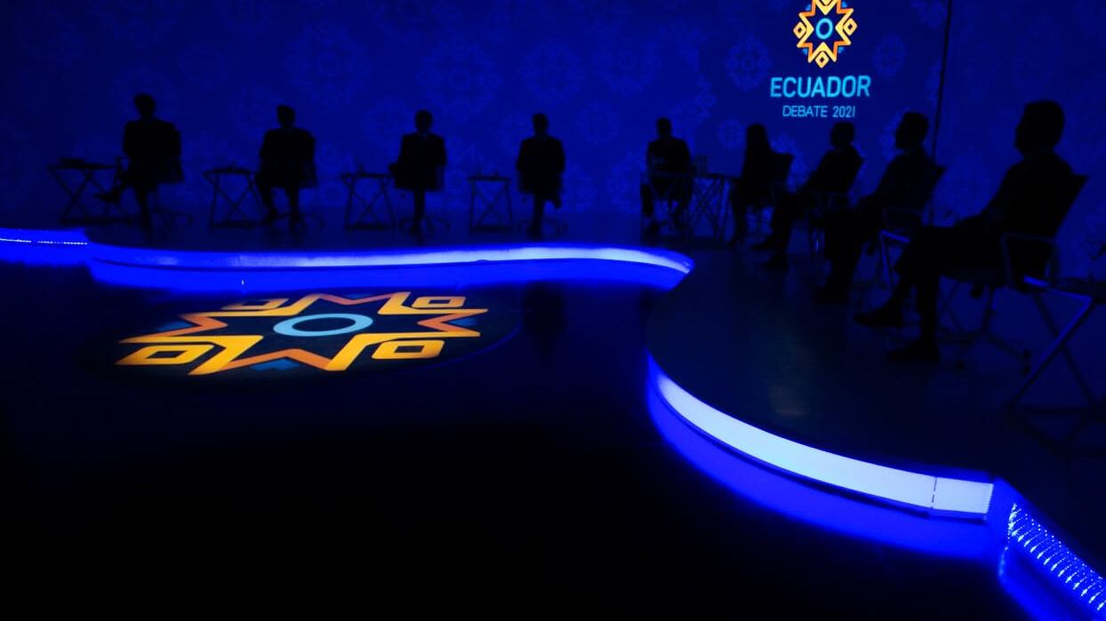 Debates para los candidatos a prefectos y alcaldes