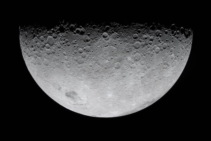 Luna.
