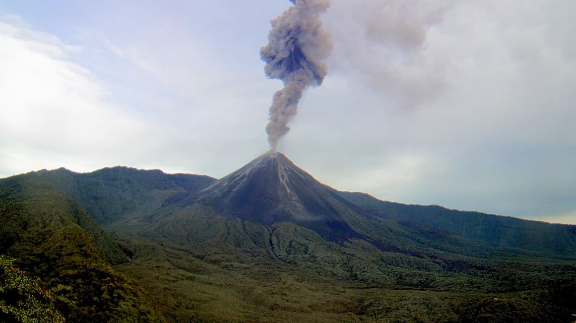 Volcán El Reventador