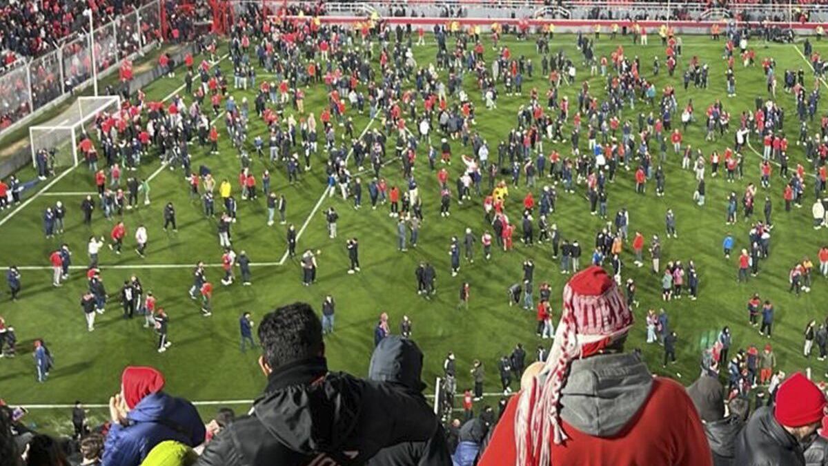 Un encuentro deportivo se convirtió en una batalla campal