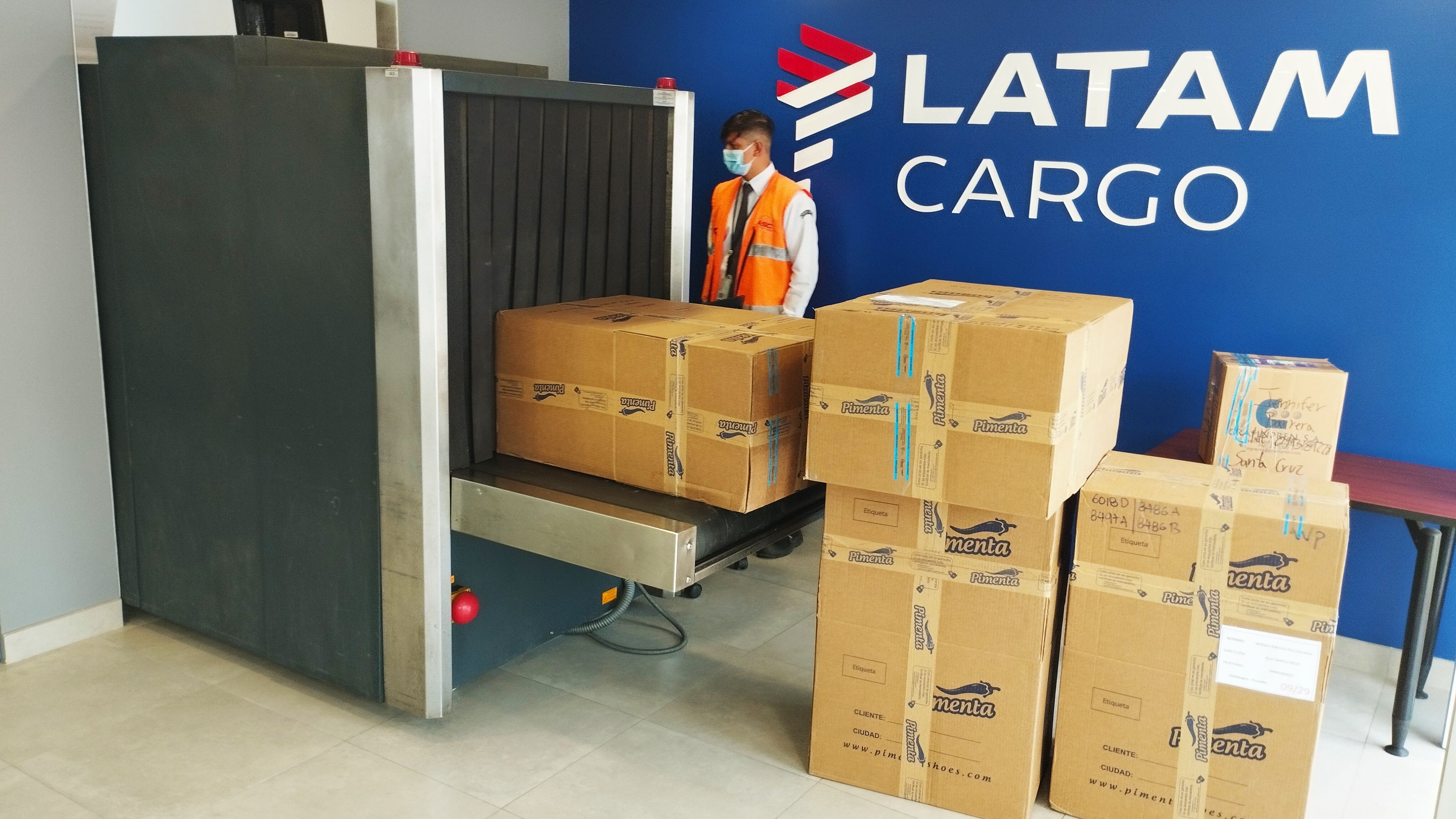 A más de la bodega también cuenta con un proceso de inspección de seguridad de rayos X.