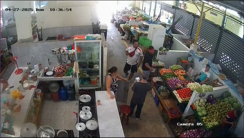 ¿Quién es el comerciante asesinado dentro del mercado de Santa Ana, Manabí?
