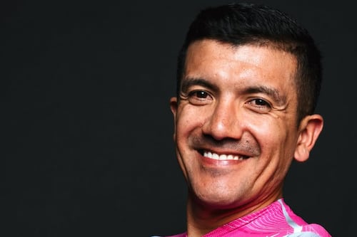 Así es la bicicleta nueva con la que Richard Carapaz buscará ganar el Giro de Italia 2026