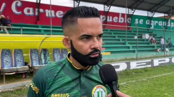 Santiago Rodríguez, presidente de LDU de El Carmen