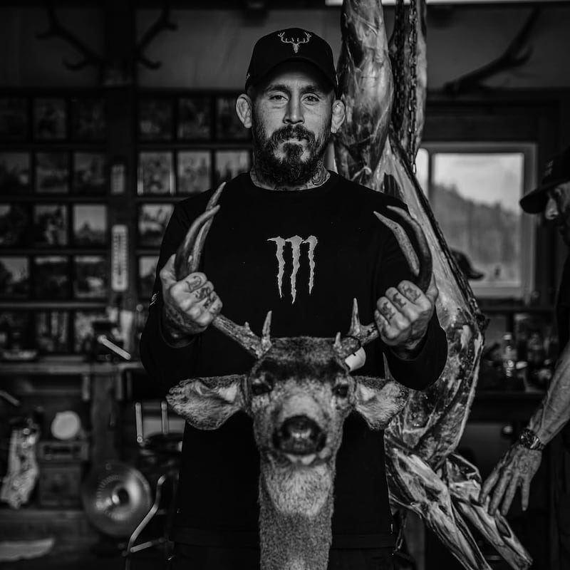 Marlon Vera se pronunció por la caza de venados